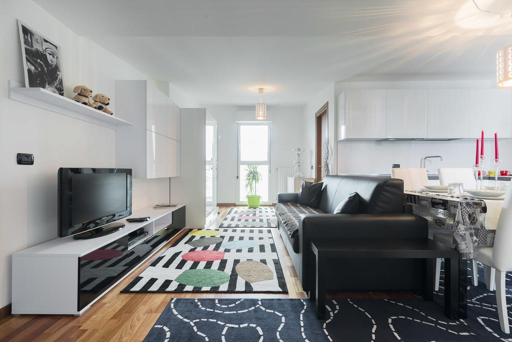 New Luxury Attic Santa Giulia Expo Apartment Milan Exterior photo